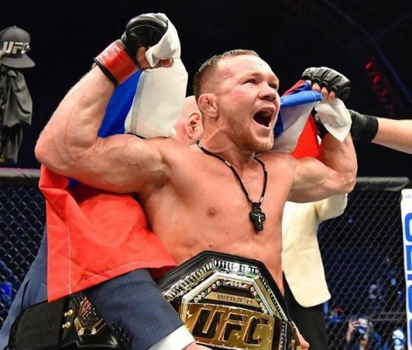 Почему бой Петра Яна и Алджемейна Стерлинга – главное событие UFC в 2022 году