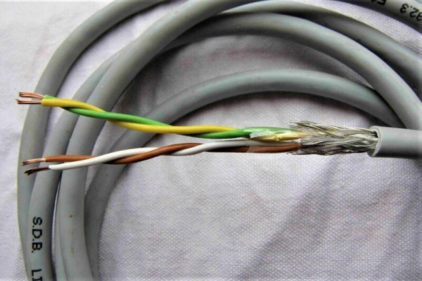 Распиновка кабеля витой пары RJ45: схемы подключения и правила обжимки