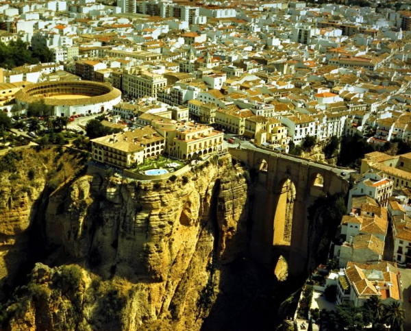 Ронда — город на скалах и душа Андалусии