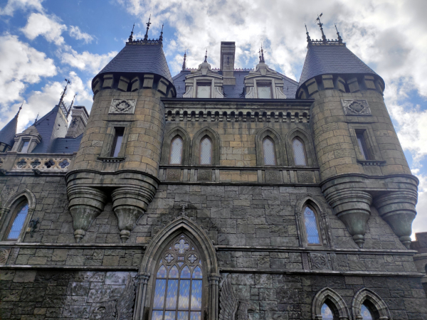 Экскурсия в Замок Гарибальди: история сказочного замка под Тольятти